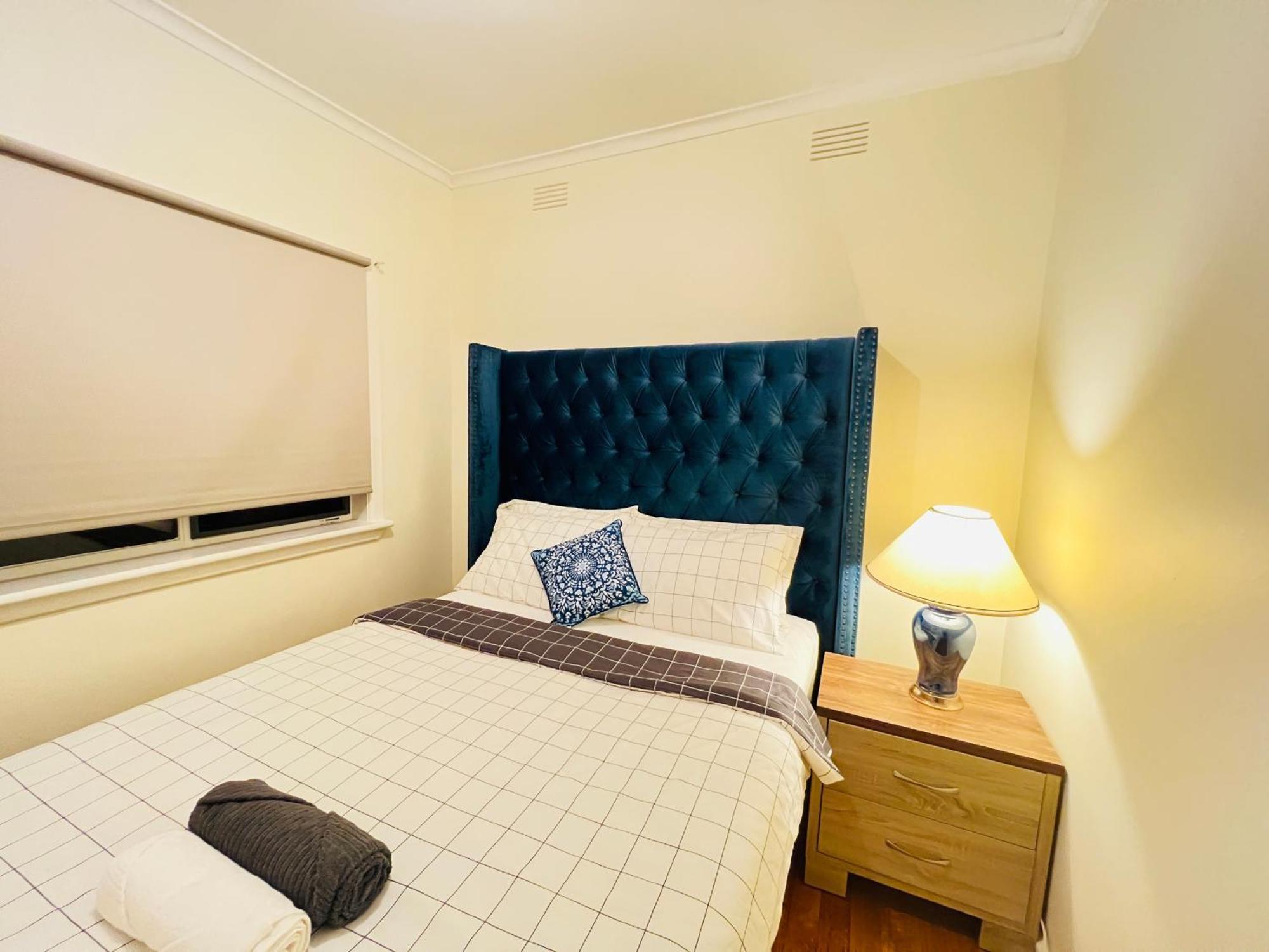 Cosy 4Br Home 15 Minutes Away From Melbourne Airport St Albans المظهر الخارجي الصورة