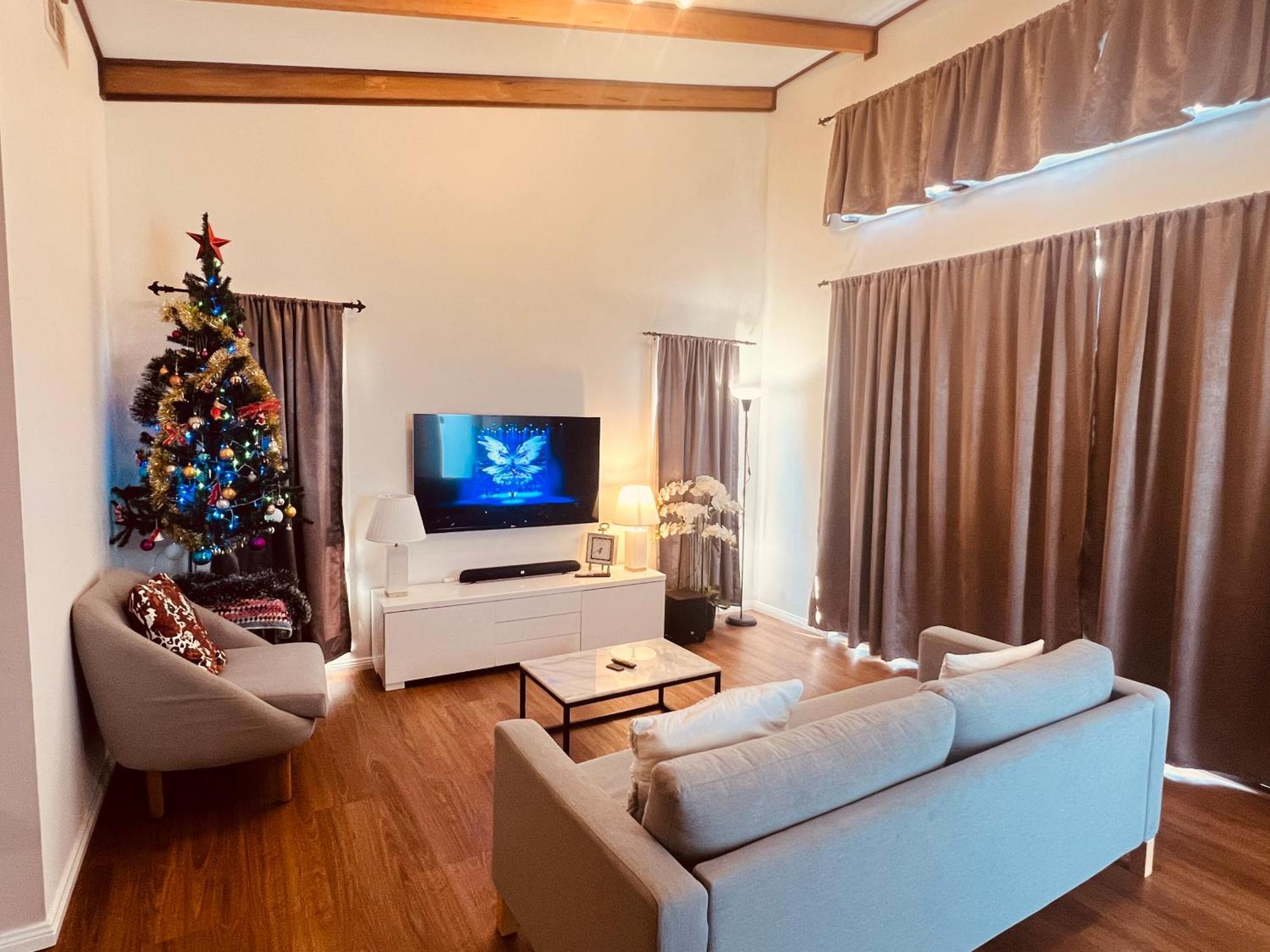 Cosy 4Br Home 15 Minutes Away From Melbourne Airport St Albans المظهر الخارجي الصورة