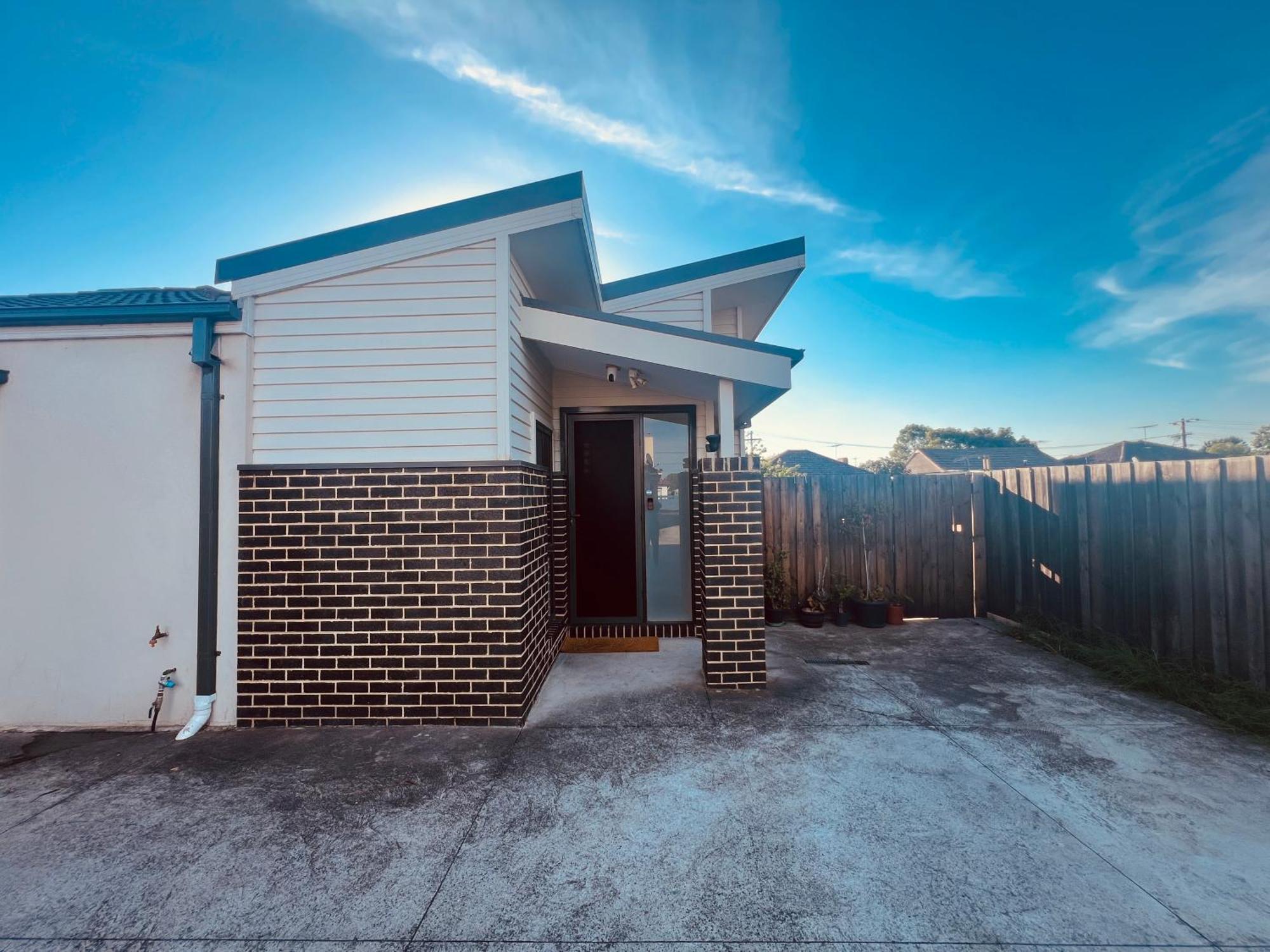 Cosy 4Br Home 15 Minutes Away From Melbourne Airport St Albans المظهر الخارجي الصورة